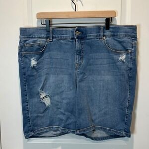 Torrid Womens Denim Shorts Distressed Blue Size 22